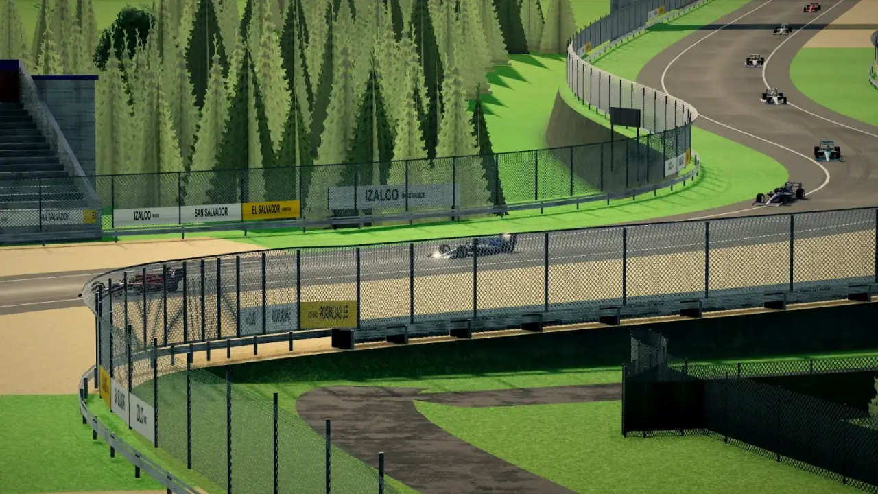 Craning over the El Salvador track: the El Salvador racing game