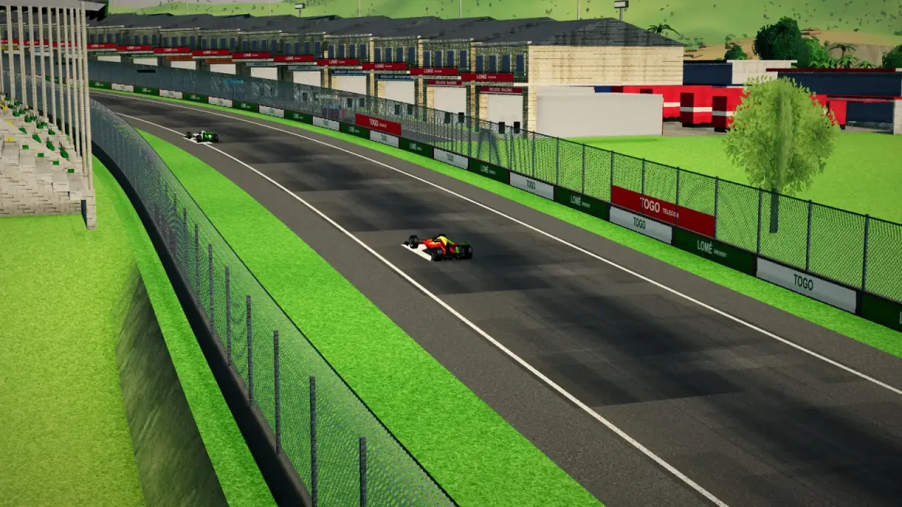 Craning over the Togo track: the Togo racing game